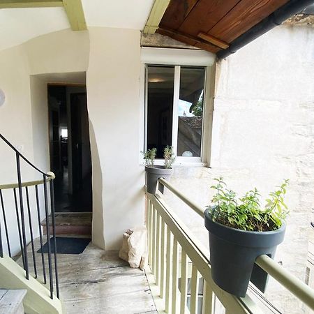 Wood Stone And Wine Apartment Beaune  Exterior foto