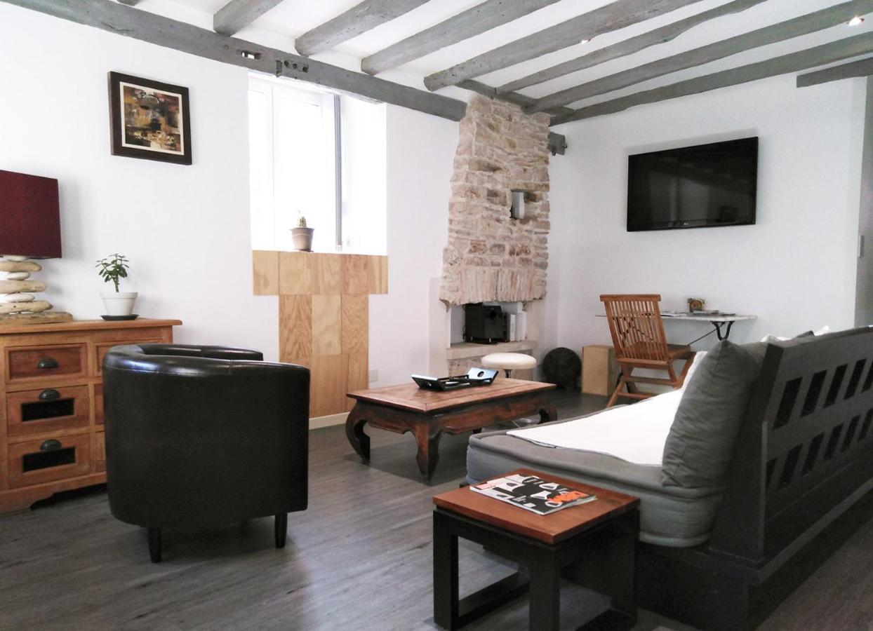 Wood Stone And Wine Apartment Beaune  Exterior foto